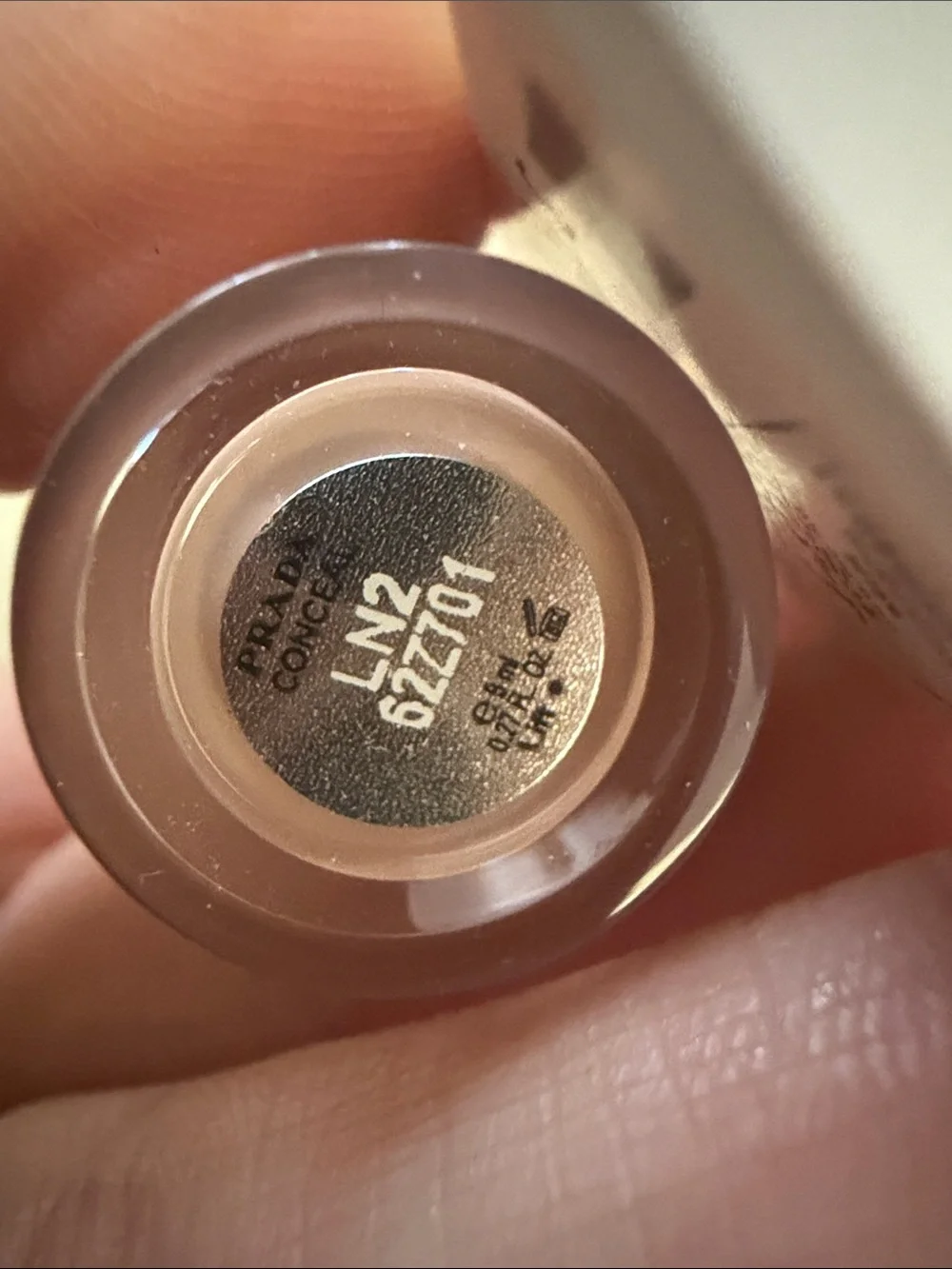 Prada Concealer Wand - Ln2